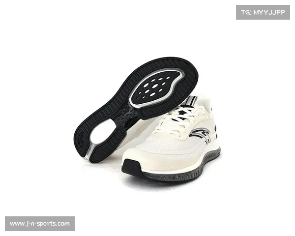 安踏PG7慢跑鞋三月销量突破百万背后 性价比策略成效显著